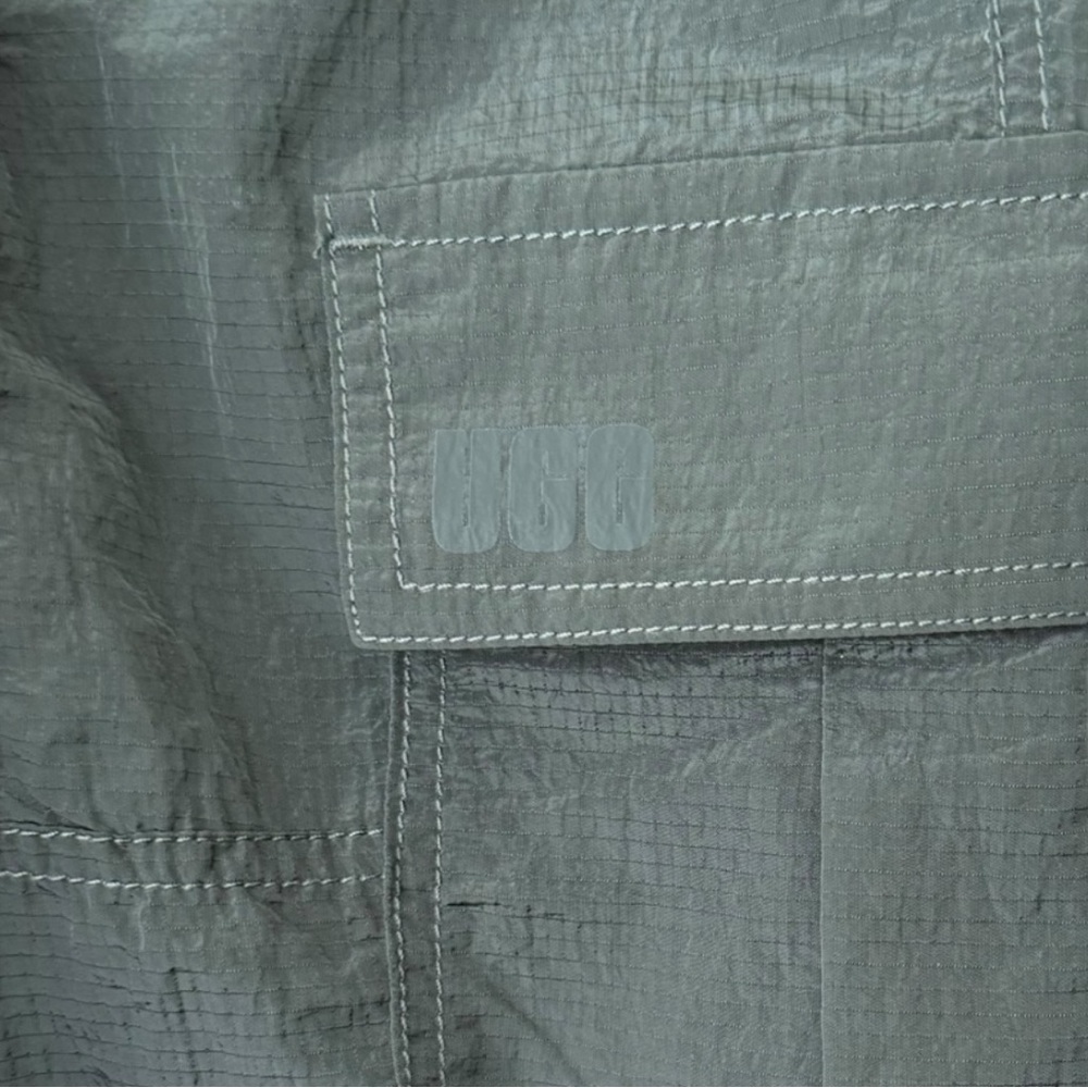 UGG Dark Green Cargo Pants – Women’s Medium - Picture 5 of 5